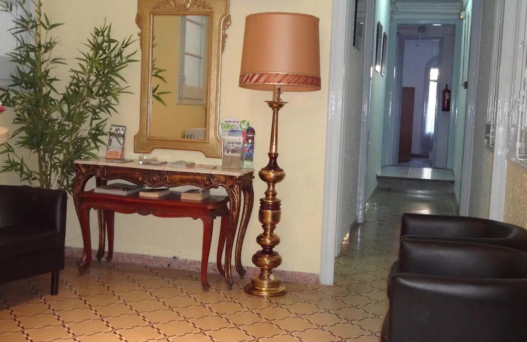 Hostal Sant Carlo-1